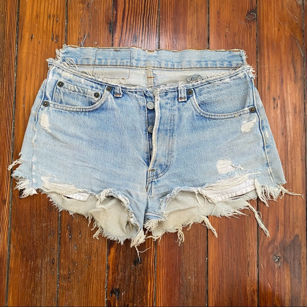 Vintage 80s Levi’s Cutoffs